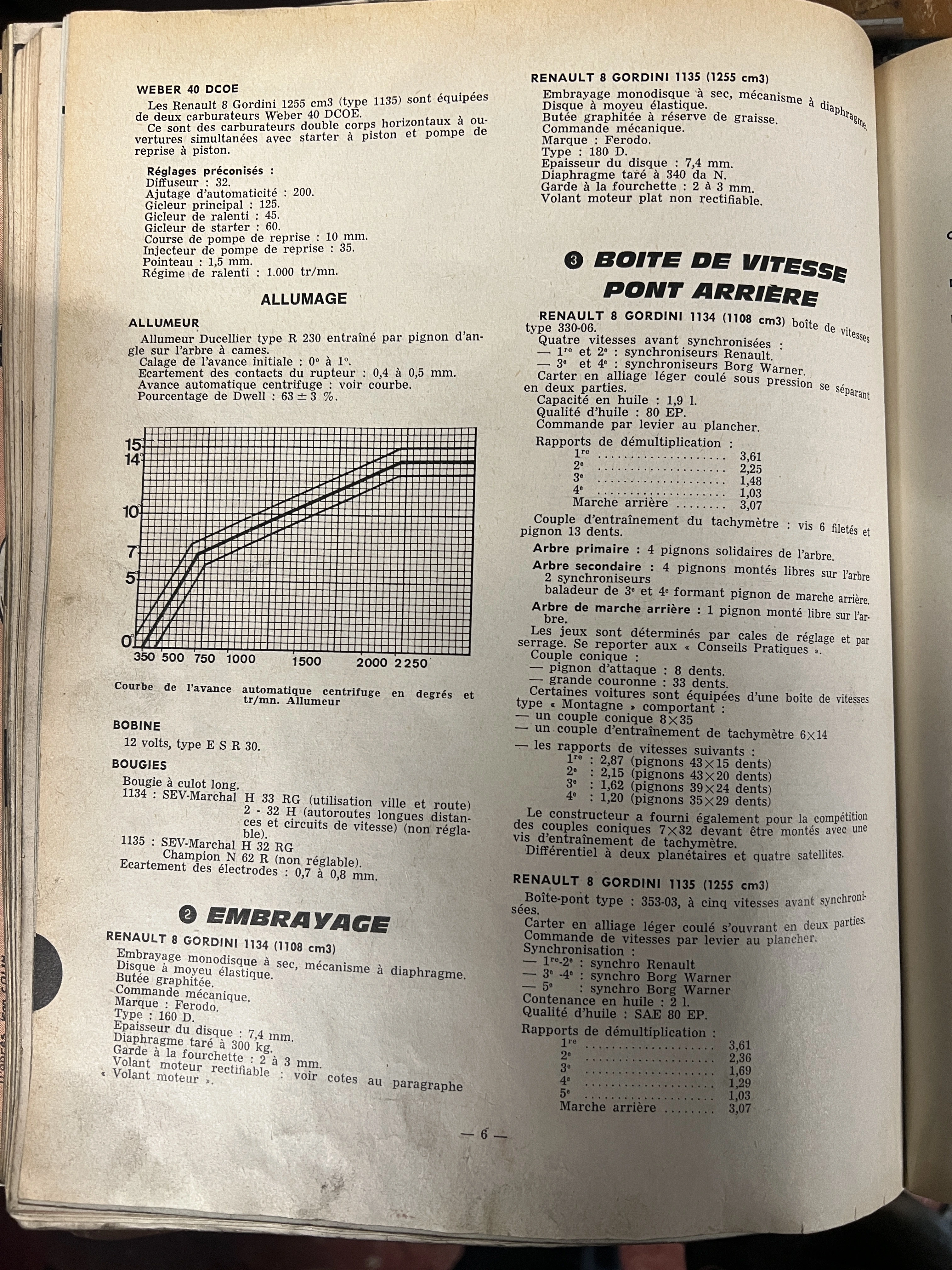 Documentation technique d'origine ouverte sur les cotes moteur